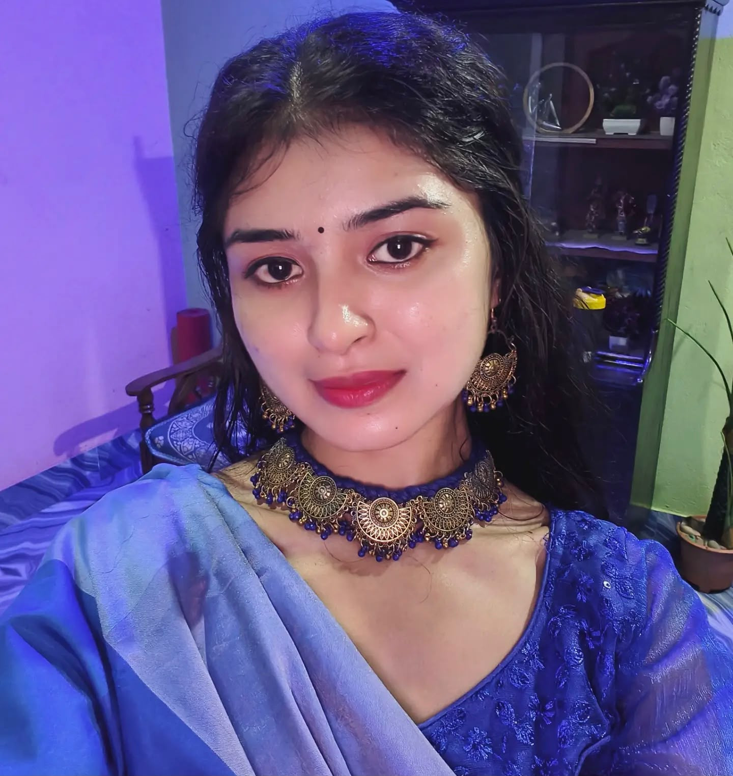 নার্স বউয়ের গুদ দালালি